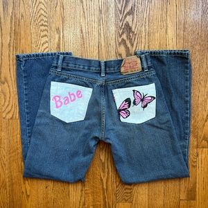Levi’s Hand Painted Butterfly Babe Straight Leg 514 Jeans Size 28